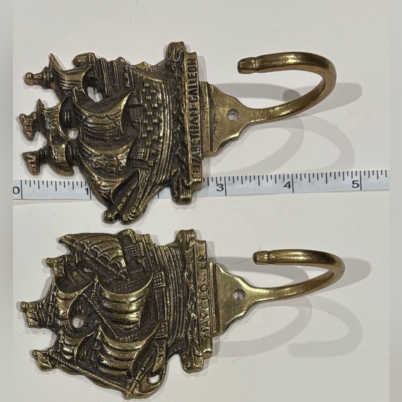 Vintage Brass Nautical Wall Hooks – Elizabethan Galleon & Mayflower Ship – Set - Picture 1 of 7
